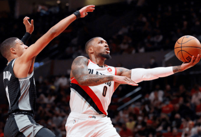 九游手游下载-包含里程碑夜萨克拉门托国王回应争议，社区盾今夜刷纪录，信心回归，资深球员宣示担当的词条