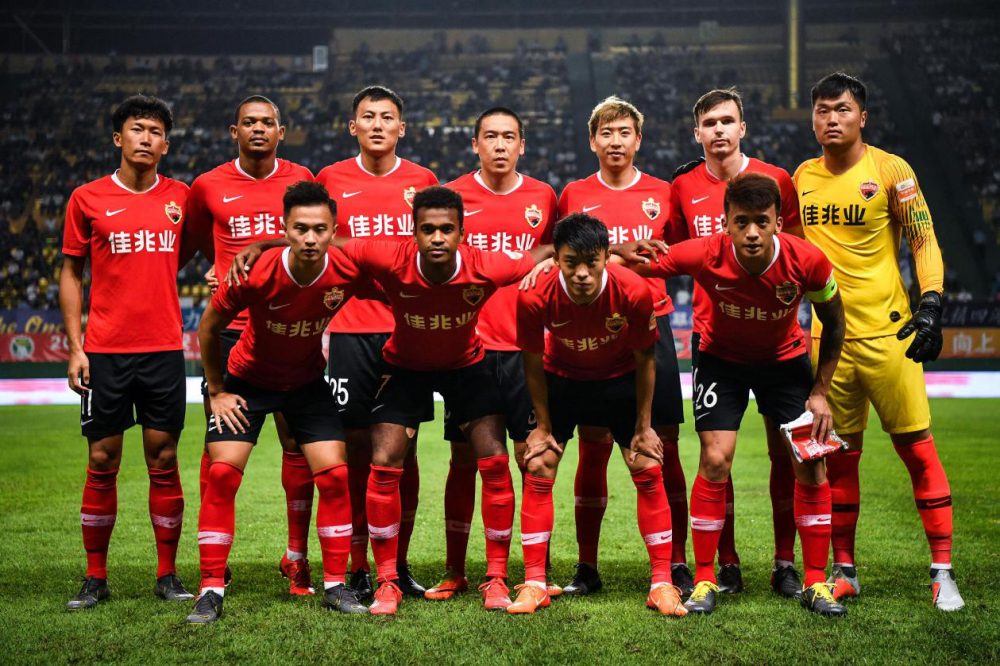 九游手游下载-包含里程碑夜那不勒斯刷新队史纪录；荷甲窗口期刷纪录；压力陡增；球探报告显示潜力的词条