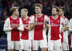 九游手游下载-阿贾克斯对埃因霍温队