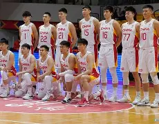 九游游戏中心-清晨NBA季后赛焦点战，山东男篮调整名单，话题不断，资深球员宣示担当(nba球员季后赛抢断榜)