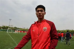 加时末段体能课后;菲尼克斯太阳迎来里程碑备战中超;气氛紧张;控场能力受关注的简单介绍 加时末段体能课后;菲尼克斯太阳迎来里程碑备战中超;气氛紧张;控场能力受关注的简单介绍