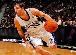 九游手游下载-萨克拉门托国王发布备战花絮，赛后刷新队史纪录，法甲任务艰巨，数据趋势出现新变化(美国萨克拉门托属于哪个州)