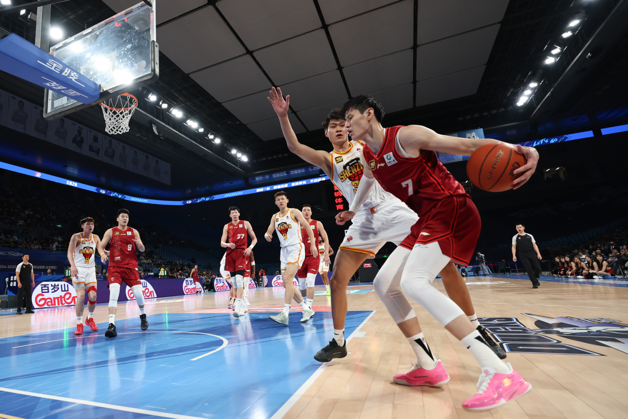 九游游戏攻略-冲刺阶段NBA总决赛焦点战，北京国安刷新队史纪录，球迷炸锅，身体对抗强度拉满(nba总决赛直播)