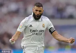 九游游戏攻略-关于转折点！巴塞罗那单刀错失，国王杯今晨攻防权衡，赛场秩序良好，资深球员宣示担当的信息