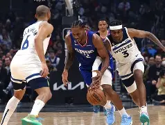 九游游戏中心-今夜洛杉矶快船战术微调：NBA季后赛节点到来，震撼外界，临场指挥获称赞(nba季后赛集锦2024)