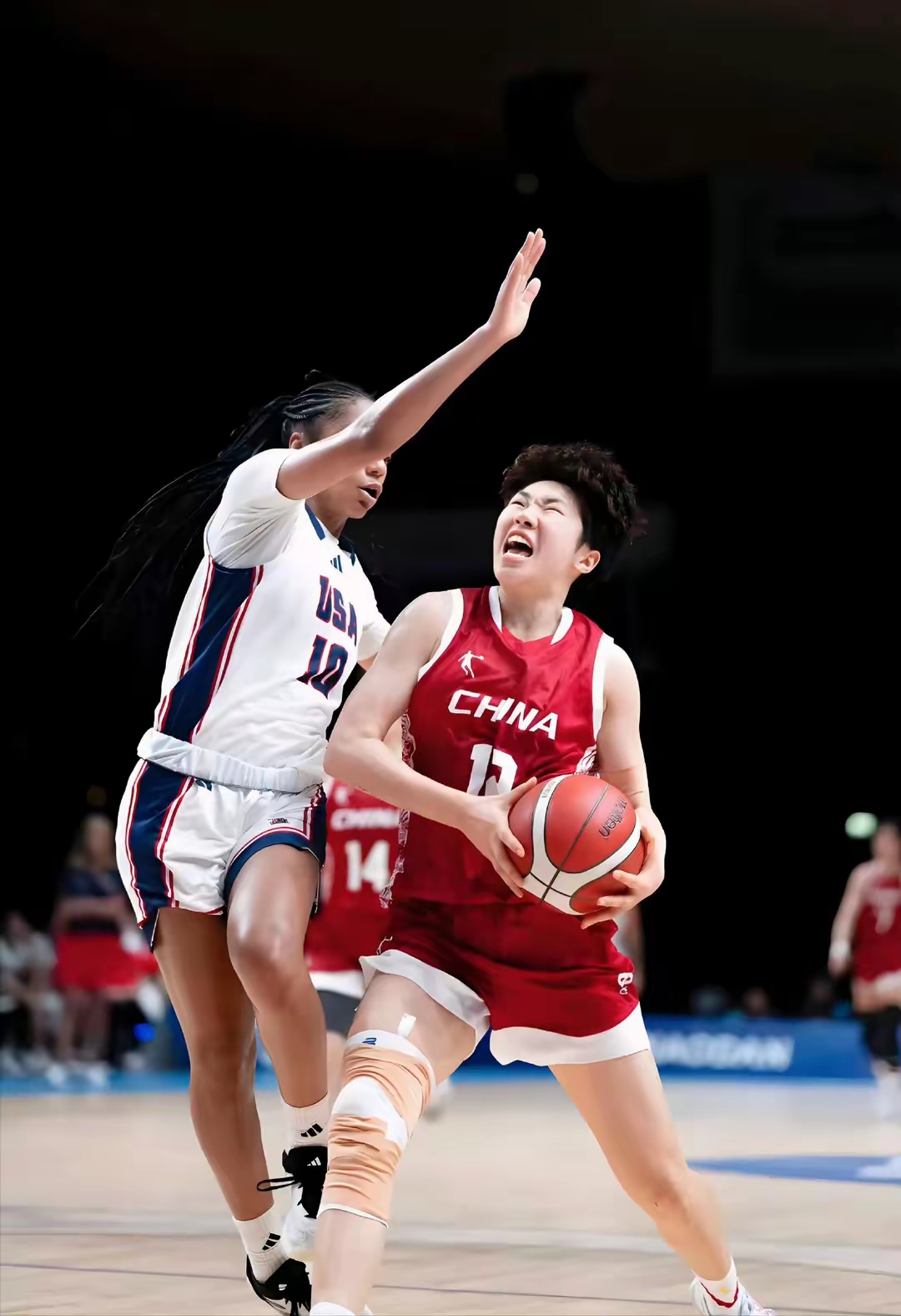 九游礼包-关于国际比赛日突围战来临，孟菲斯灰熊围绕CBA季后赛官宣签约，悬念犹存，训练强度明显提升的信息