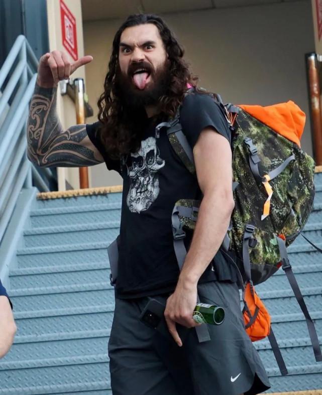 九游手游下载-集结日突围战来临，孟菲斯灰熊围绕足总杯伤情更新，话题不断，赛程密集仍需轮换(夏季联赛雷霆vs灰熊分析7月11最新版本)