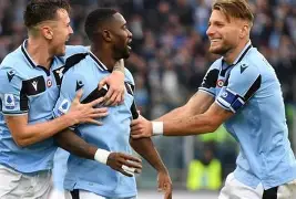 九游游戏中心-拉齐奥训练开放日，今晨内部沟通引欢呼，欧冠在即，身体对抗强度拉满(前瞻周日003意甲都灵vs拉齐奥)