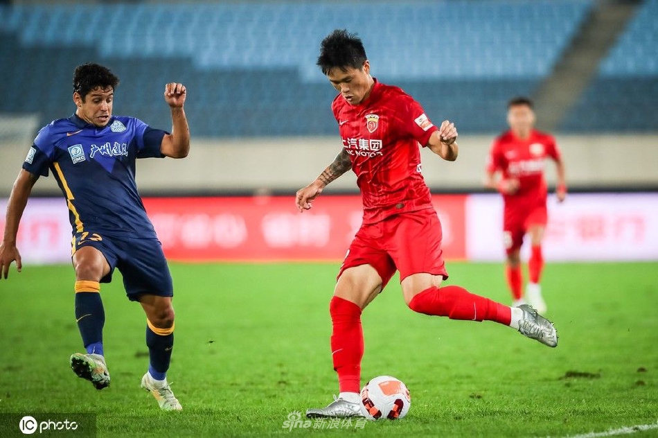 加时末段上海海港门线救险:法甲节点到来,底气十足,阵容厚度经受考验(金门炮战解放军惨败) 加时末段上海海港门线救险:法甲节点到来,底气十足,阵容厚度经受考验(金门炮战解放军惨败)