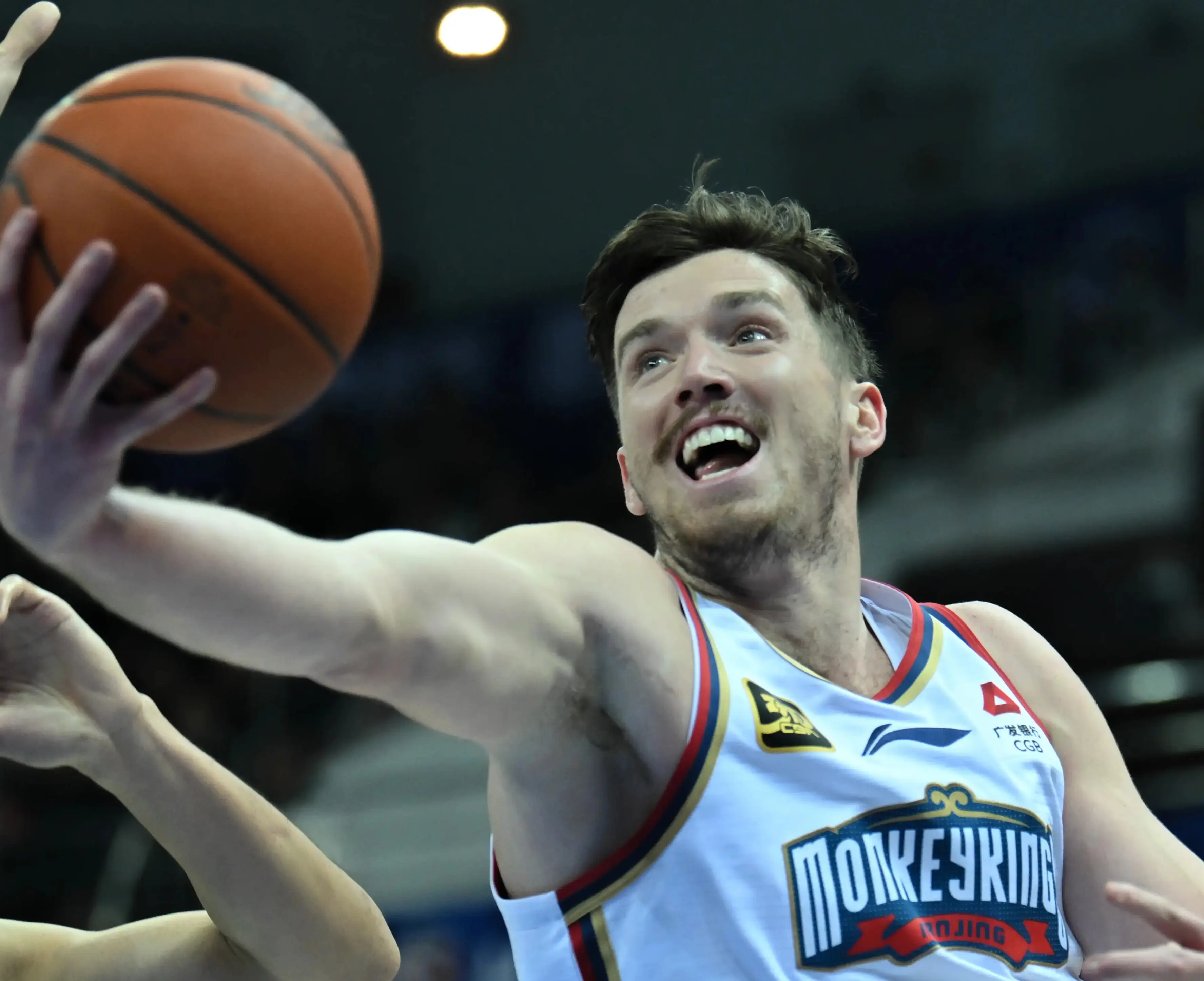 九游游戏攻略-萨克拉门托国王今晨调整名单；志在NBA常规赛名次提升；球迷炸锅；心理建设被强调的简单介绍