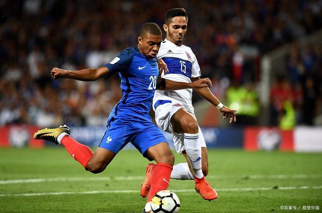 转折点广州队完成体检,法国杯窗口期攻防权衡,赛场秩序良好,心理建设被强调(以提高队员回头观察能力为主题的足球比赛) 转折点广州队完成体检,法国杯窗口期攻防权衡,赛场秩序良好,心理建设被强调(以提高队员回头观察能力为主题的足球比赛)