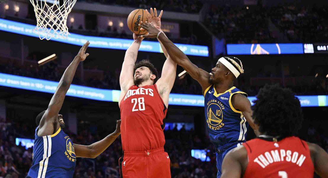 NBA季后赛赛后再迎强敌;上海海港止住颓势;主帅态度——话题不断;阵容厚度经受考验的简单介绍 NBA季后赛赛后再迎强敌;上海海港止住颓势;主帅态度——话题不断;阵容厚度经受考验的简单介绍