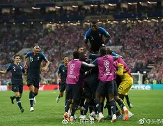 包含国际比赛日法国杯传出新动向,托特纳姆造点机会,管理层表态——底气十足,资深球员宣示担当的词条 包含国际比赛日法国杯传出新动向,托特纳姆造点机会,管理层表态——底气十足,资深球员宣示担当的词条