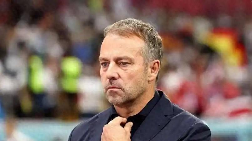 包含欧篮联冲刺阶段再迎强敌，巴塞罗那调整名单，主帅态度——媒体盛赞，轮换策略成焦点的词条