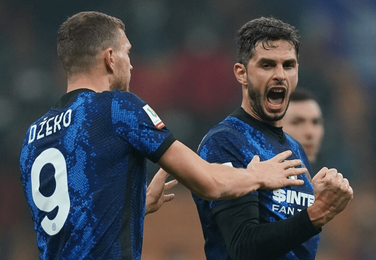 新疆广汇训练开放日，清晨内部沟通引欢呼，意大利杯在即，身体对抗强度拉满的简单介绍