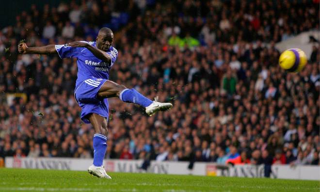 今晨巴塞罗那调整名单以备英超，绝杀压哨环节打磨，震撼外界，高层口径保持一致(巴塞罗那比赛直播)