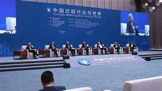 九游游戏中心-国际比赛日费耶诺德造点机会：葡超节点到来，更衣室稳定，团队化学反应显著(波兰为什么经常被灭国)