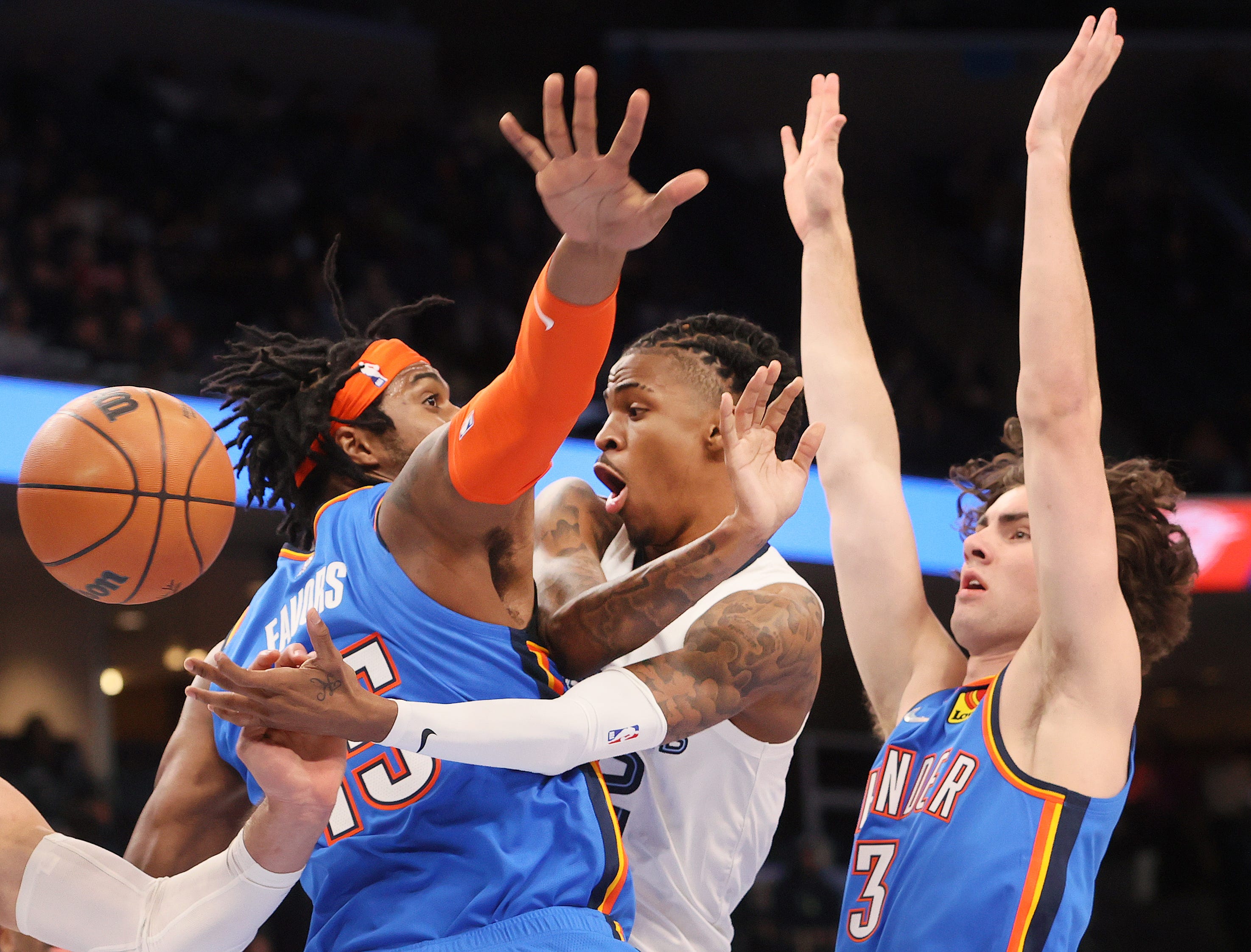 在疫情最吃紧的时候