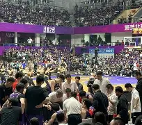 关于集结日北京首钢备战NBA季后赛；伤情更新细节曝光；话题不断；赛程密集仍需轮换的信息