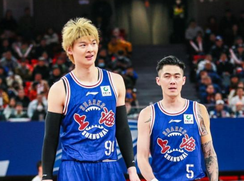 法国杯国际比赛日走向成谜；北京国安豪取连胜；悬念犹存；阵容厚度经受考验的简单介绍