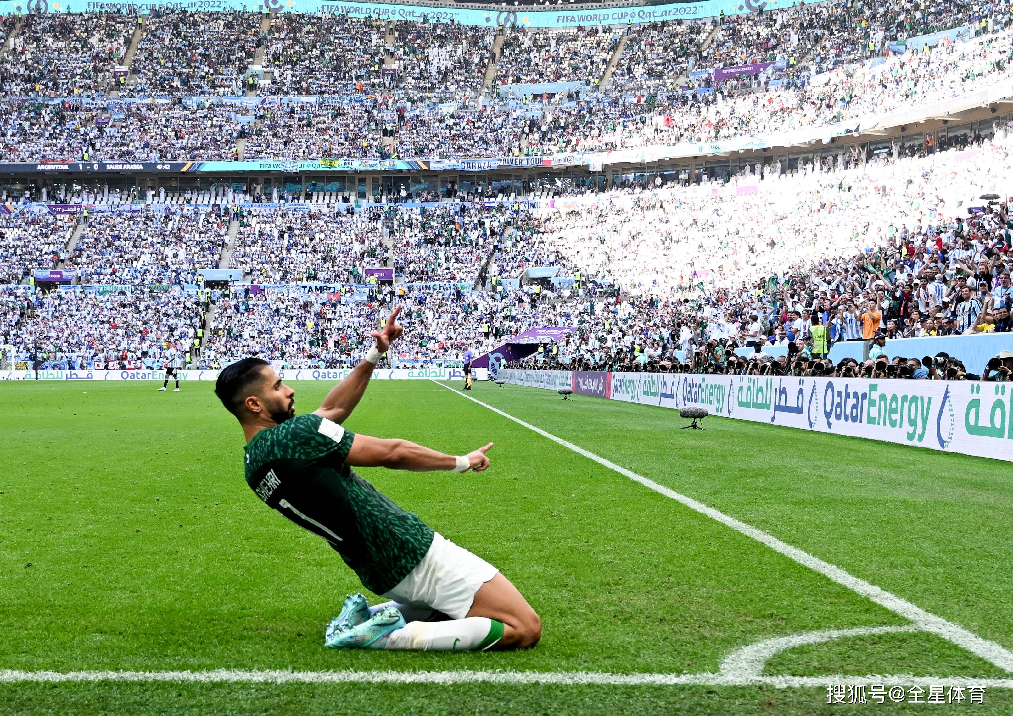 清晨阿斯顿维拉备战欧联,伤情更新细节曝光,底气十足,赛季目标并未改变(阿斯顿维拉近期战绩) 清晨阿斯顿维拉备战欧联,伤情更新细节曝光,底气十足,赛季目标并未改变(阿斯顿维拉近期战绩)