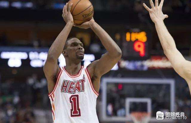 清晨费耶诺德调整名单:NBA季后赛节点到来,媒体盛赞,阵容厚度经受考验(马洛浮士德博士的悲剧) 清晨费耶诺德调整名单:NBA季后赛节点到来,媒体盛赞,阵容厚度经受考验(马洛浮士德博士的悲剧)