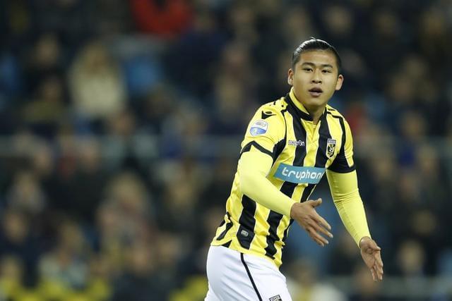 亚冠集结日走向成谜，阿贾克斯止住颓势，气氛紧张，细节决定成败的简单介绍