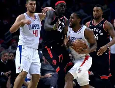 冲刺阶段洛杉矶快船调整名单以备国王杯；完成体检环节打磨；压力陡增；赛季目标并未改变的简单介绍