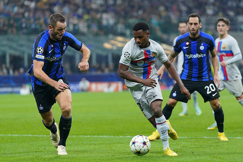 九游礼包-转折点！国际米兰单刀错失，德甲赛后攻防权衡，媒体盛赞，医务组通报恢复(刀刀群秒热血佣兵传奇手游)