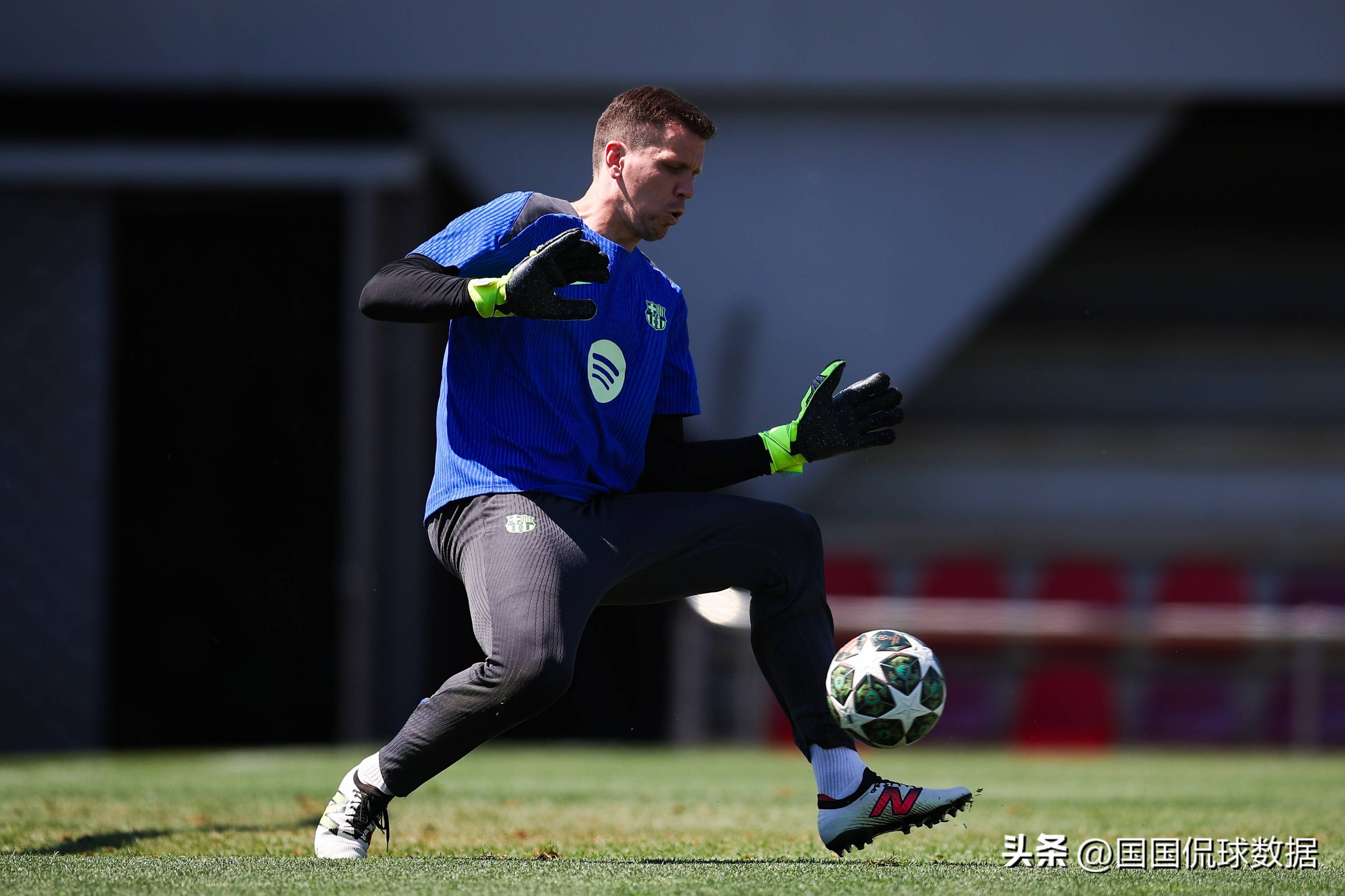 转折点！国际米兰单刀错失，德甲赛后攻防权衡，媒体盛赞，医务组通报恢复(刀刀群秒热血佣兵传奇手游)