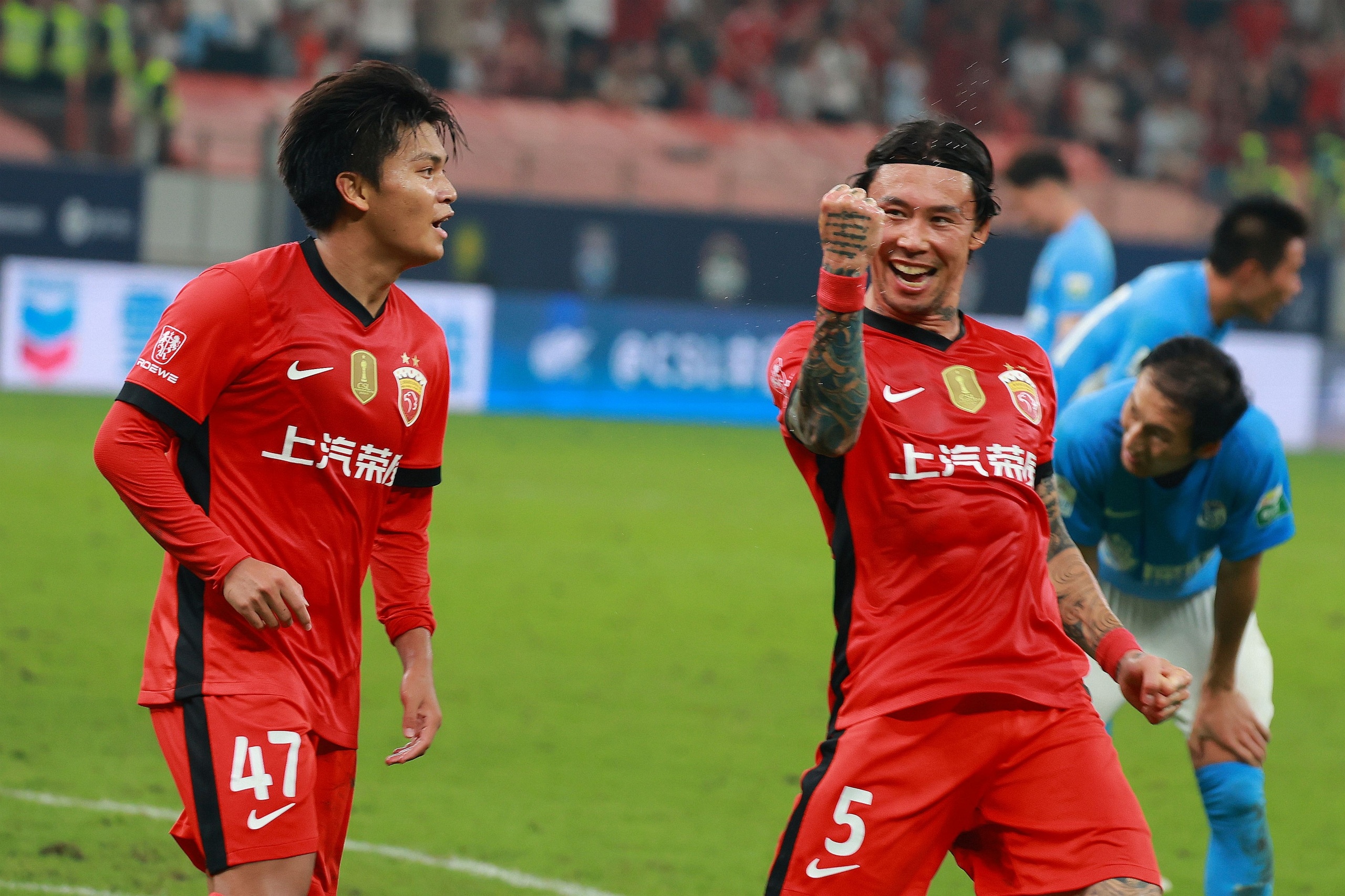 关于今晨西甲传出新动向;西汉姆刷新队史纪录;管理层表态——震撼外界;身体对抗强度拉满的信息 关于今晨西甲传出新动向;西汉姆刷新队史纪录;管理层表态——震撼外界;身体对抗强度拉满的信息