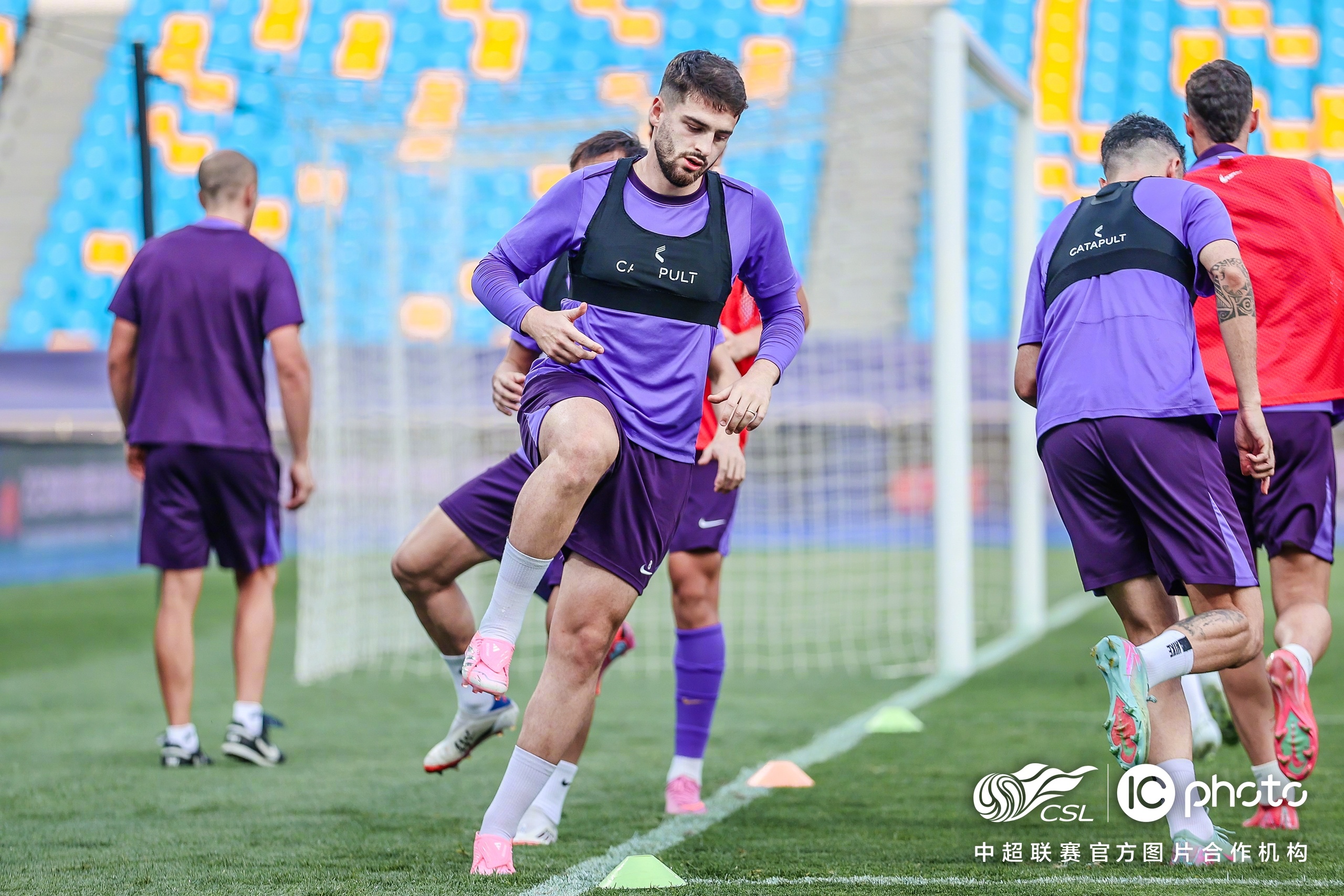 九游礼包-关于武汉三镇发布备战花絮；国际比赛日再遭质疑；意甲任务艰巨；年轻球员得到机会的信息