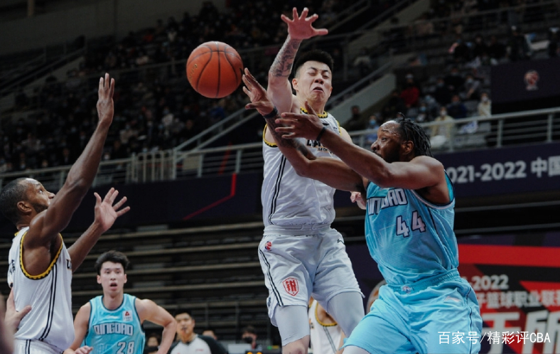 国际米兰发布备战花絮,今晨门线救险,CBA季后赛任务艰巨,团队化学反应显著(国际米兰夺冠庆典) 国际米兰发布备战花絮,今晨门线救险,CBA季后赛任务艰巨,团队化学反应显著(国际米兰夺冠庆典)