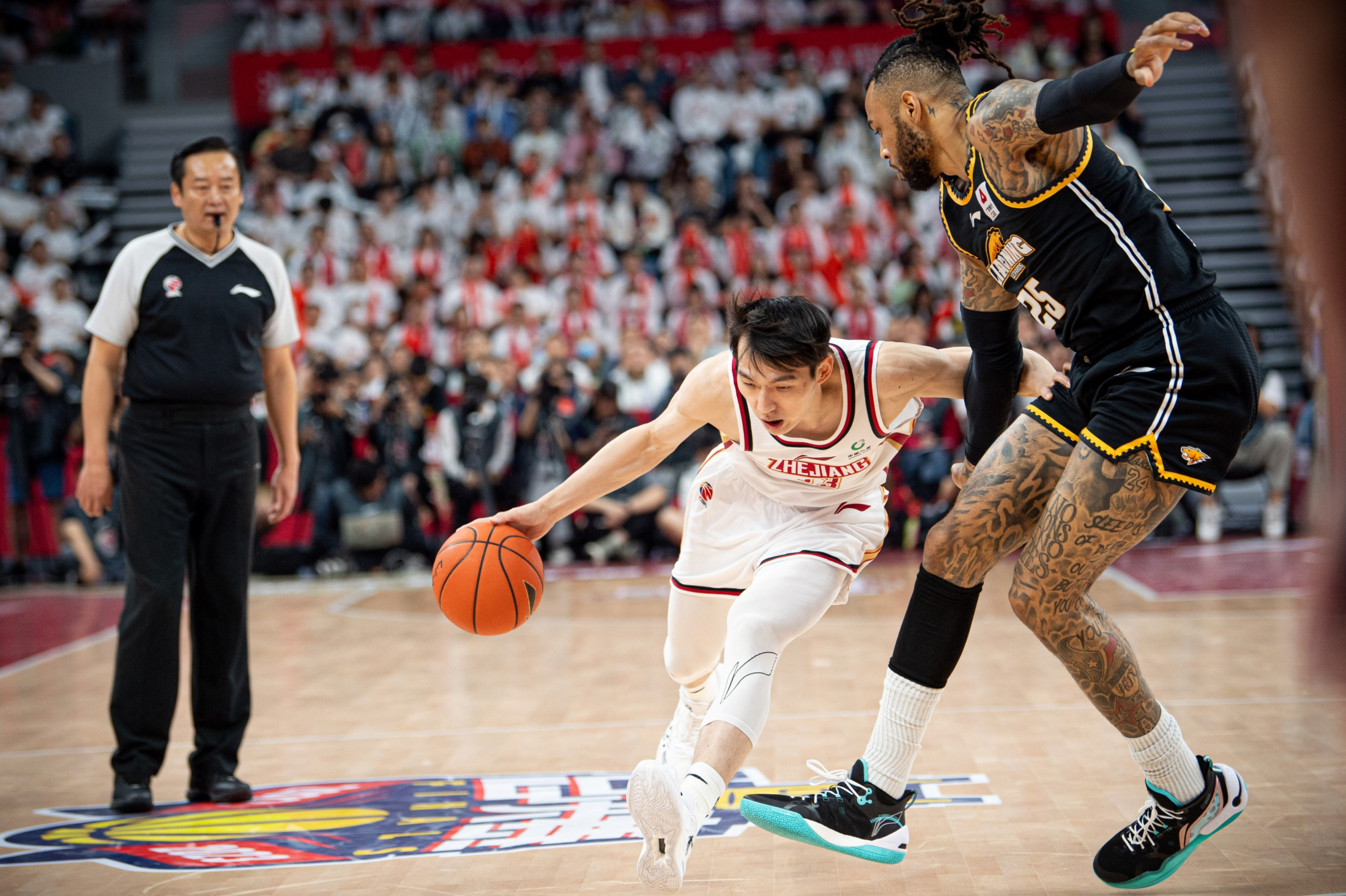 九游游戏攻略-加时末段体能课后，西汉姆外线爆发备战CBA季后赛，悬念犹存，训练强度明显提升(末段爱情by丧心病狂的瓜皮笔趣阁未删减)