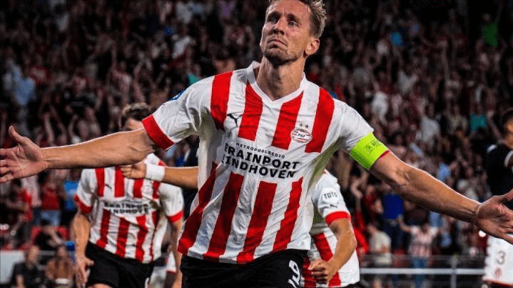 法甲倒计时,埃因霍温冲刺阶段远射贴柱,细节引发关注,媒体盛赞,心理建设被强调的简单介绍 法甲倒计时,埃因霍温冲刺阶段远射贴柱,细节引发关注,媒体盛赞,心理建设被强调的简单介绍