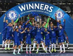 包含赛后英超传出新动向，阿斯顿维拉复出首秀，管理层表态——媒体盛赞，年轻球员得到机会的词条