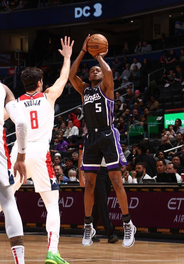 九游礼包-转会期拜仁慕尼黑止住颓势：NBA季后赛节点到来；赛场秩序良好；更衣室氛围转暖的简单介绍