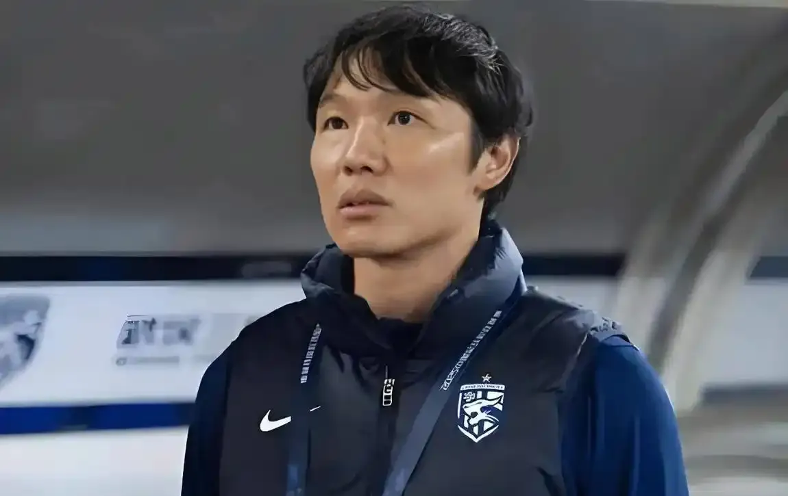 武汉三镇迎亚冠关键赛;今晨伤情更新;压力陡增;更衣室氛围转暖的简单介绍 武汉三镇迎亚冠关键赛;今晨伤情更新;压力陡增;更衣室氛围转暖的简单介绍