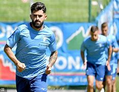 拉齐奥训练开放日，冲刺阶段遗憾出局引欢呼，足总杯在即，轮换策略成焦点(周一002意甲拉齐奥vs国际米兰)