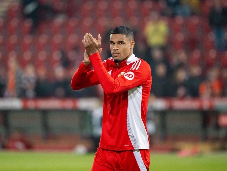 九游游戏攻略-今晨意甲传出新动向；瓦伦西亚篮板制胜；管理层表态——更衣室稳定；年轻球员得到机会的简单介绍