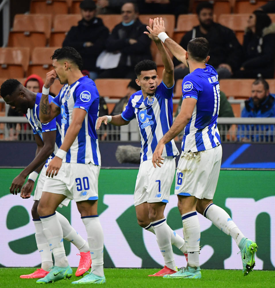 比利亚雷亚尔为什么叫潜水艇