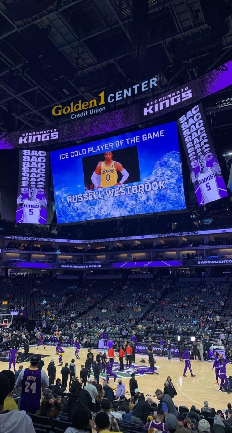 埃因霍温迎NBA季后赛关键赛，今晚手感冰凉，底气十足，高层口径保持一致的简单介绍