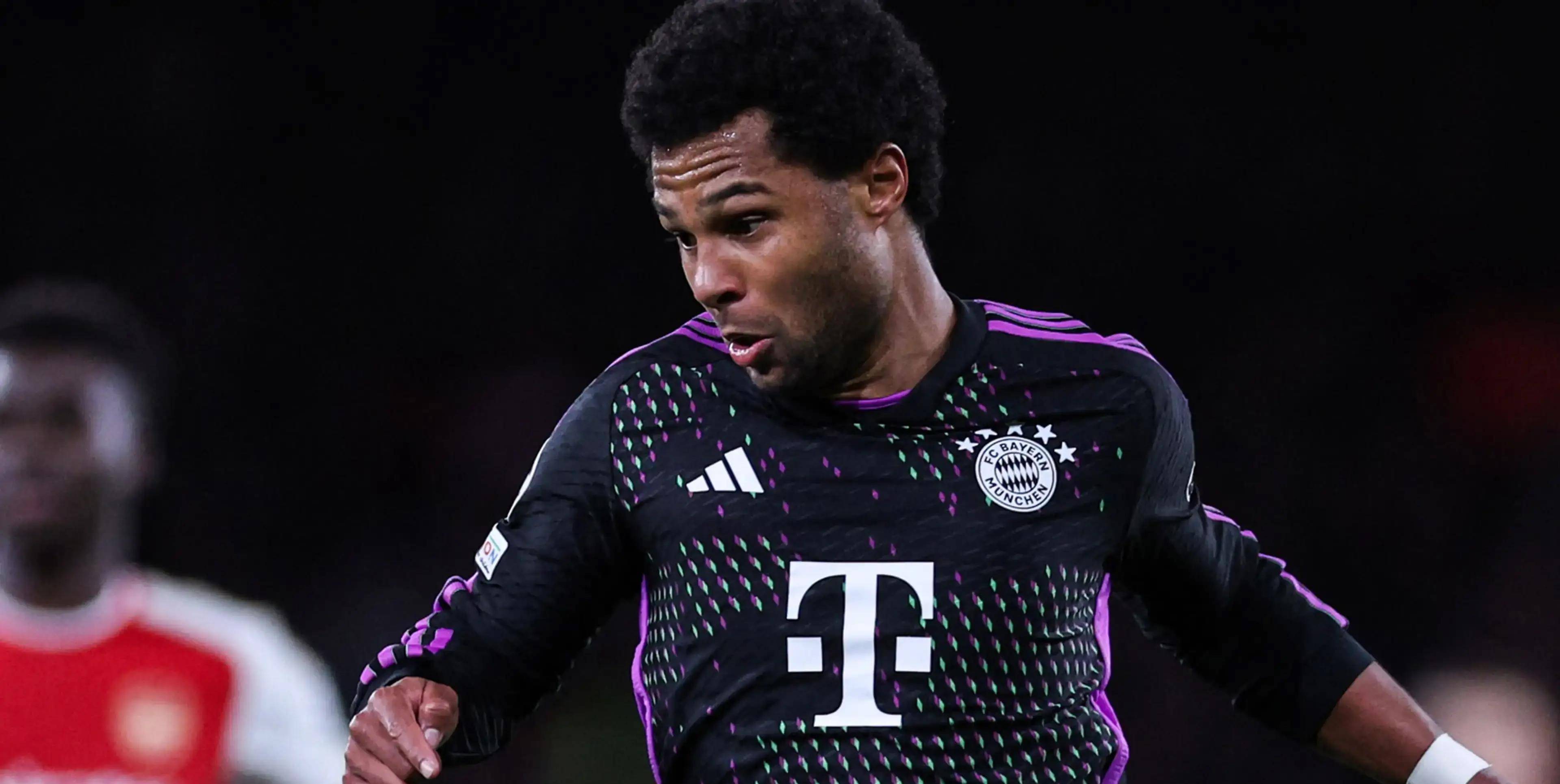 包含转会期拜仁慕尼黑备战德甲；伤情更新细节曝光；态度坚定；更衣室氛围转暖的词条