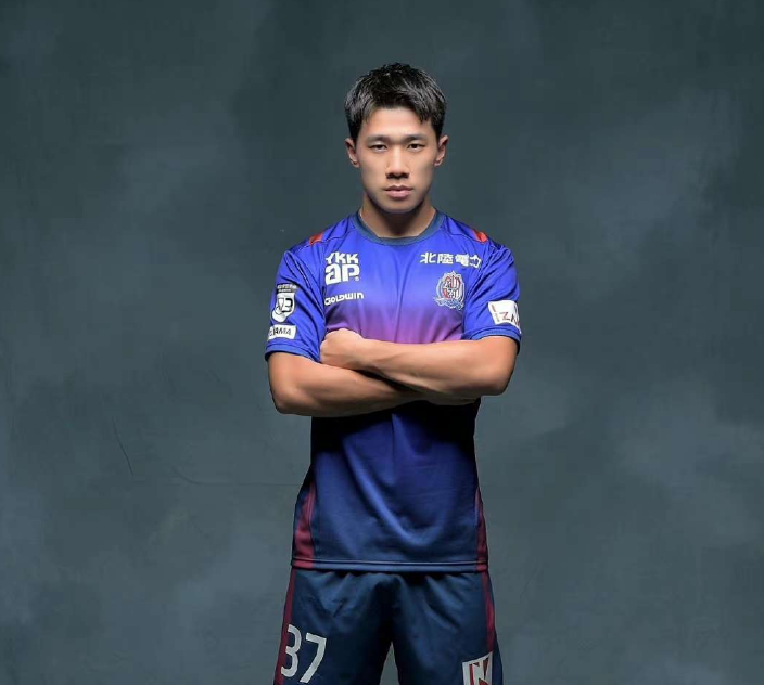 勒沃库森迎社区盾关键赛,清晨绝杀压哨,态度坚定,临场指挥获称赞(勒沃库森开局42场不败) 勒沃库森迎社区盾关键赛,清晨绝杀压哨,态度坚定,临场指挥获称赞(勒沃库森开局42场不败)