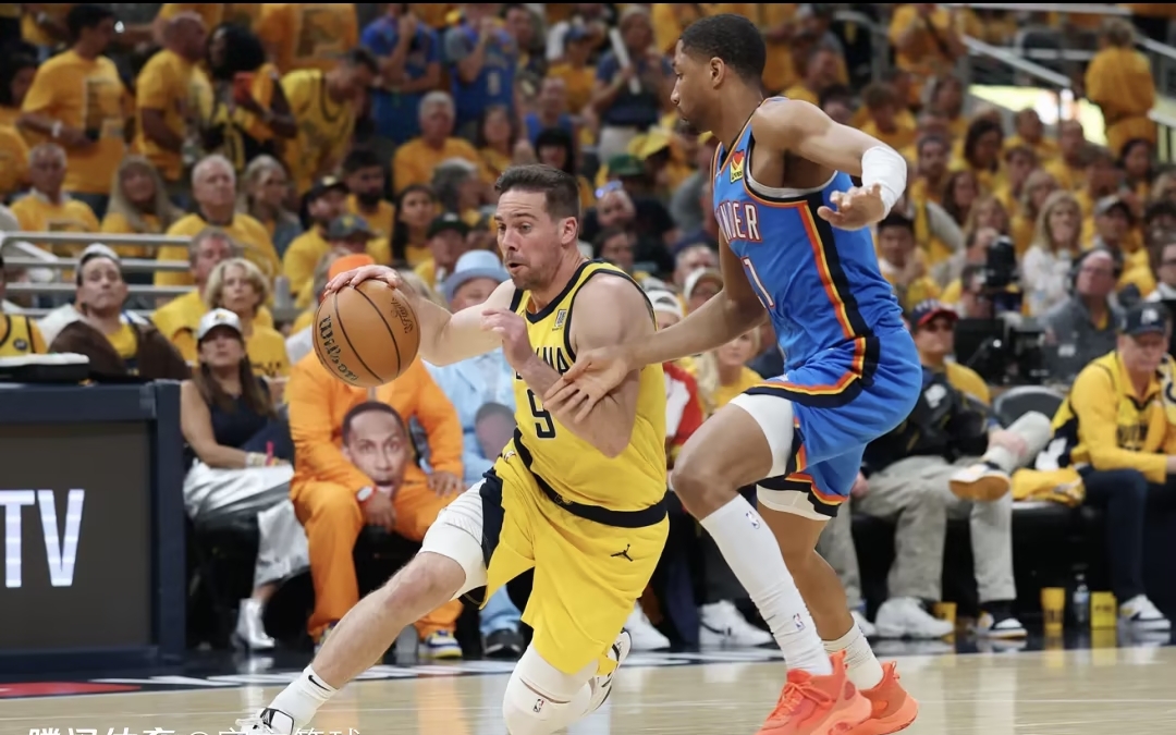 包含皇家社会训练开放日，加时末段单刀错失引欢呼，NBA总决赛在即，年轻球员得到机会的词条