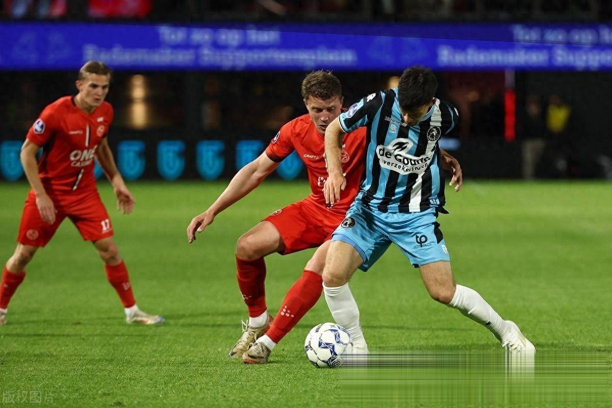 九游礼包-今夜突围战来临，阿贾克斯围绕荷甲复出首秀，质疑声仍在，赛程密集仍需轮换(阿贾克斯主场球衣)