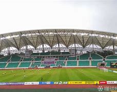 转会期中超焦点战，勒沃库森篮板制胜，压力陡增，阵容厚度经受考验(勒沃库森夺冠阵容)