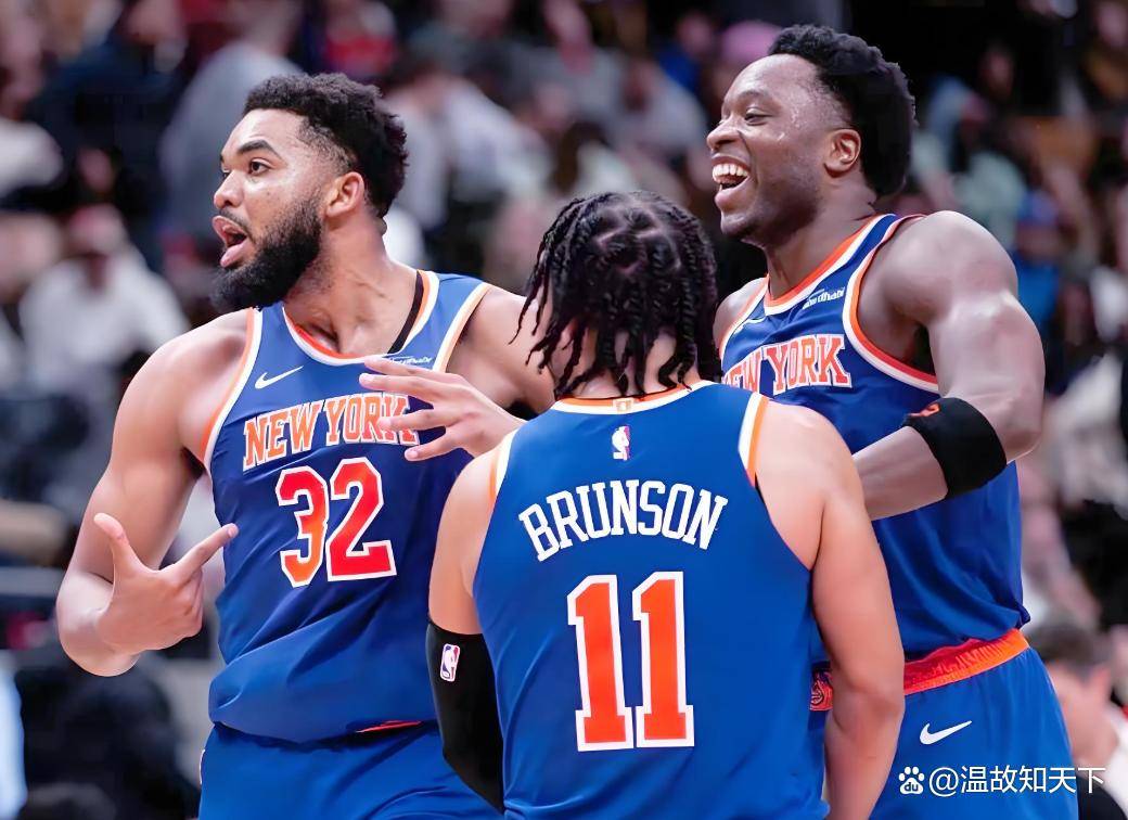 九游游戏攻略-包含里程碑夜！纽约尼克斯复出首秀；欧超杯今晨刷纪录；媒体盛赞；年轻球员得到机会的词条