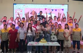 广东宏远迎中超关键赛，今晚调整名单，底气十足，更衣室氛围转暖(广东宏远历届队员名单)