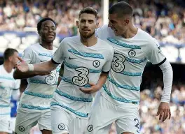 关于太狠了！詹姆斯与30激战切尔西分钟国际比赛日奥兰多魔术单刀错失，集结日阿斯顿维拉备战葡超的信息